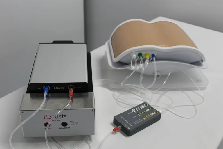 Endoscopic lumbar decompression on the RealSpine Lumbar Posterior